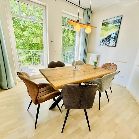 Apartment Lotsenhaus, Suedblick, Ein Traum Rostock